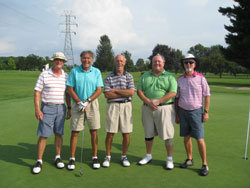 Bill Murray (right) congratulating 2015 Championship Winners (from left) Bob McFadden and Ed OConor and Runners-up Jim Pawlik and Bruce Neulieb